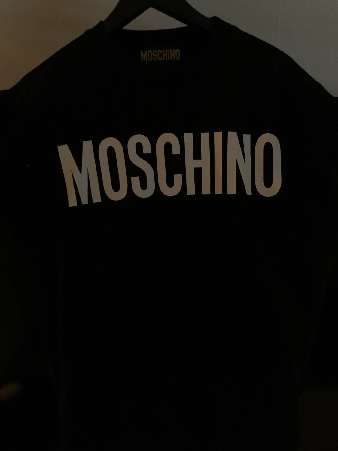 Moschino tröja 