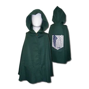Attack on titan cosplay - En attack on titan kappa/cape köpt utomlands några år sedan. Den är i ganska bra skick förutom att knappen sitter lite löst. Nypris : 350kr Säljs för 200kr exklusive frakt. PRIS GÅR ATT DISKUTERA!!