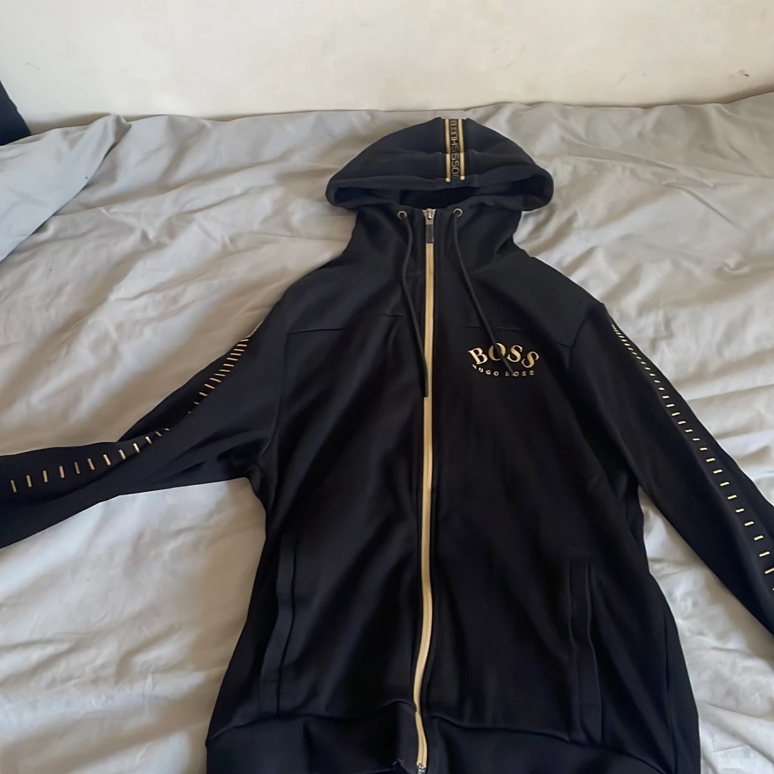 Hugo boss tröja  - 90