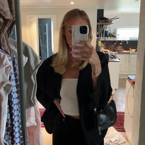 Höst jacka  - Säljer min fina höst jacka. 