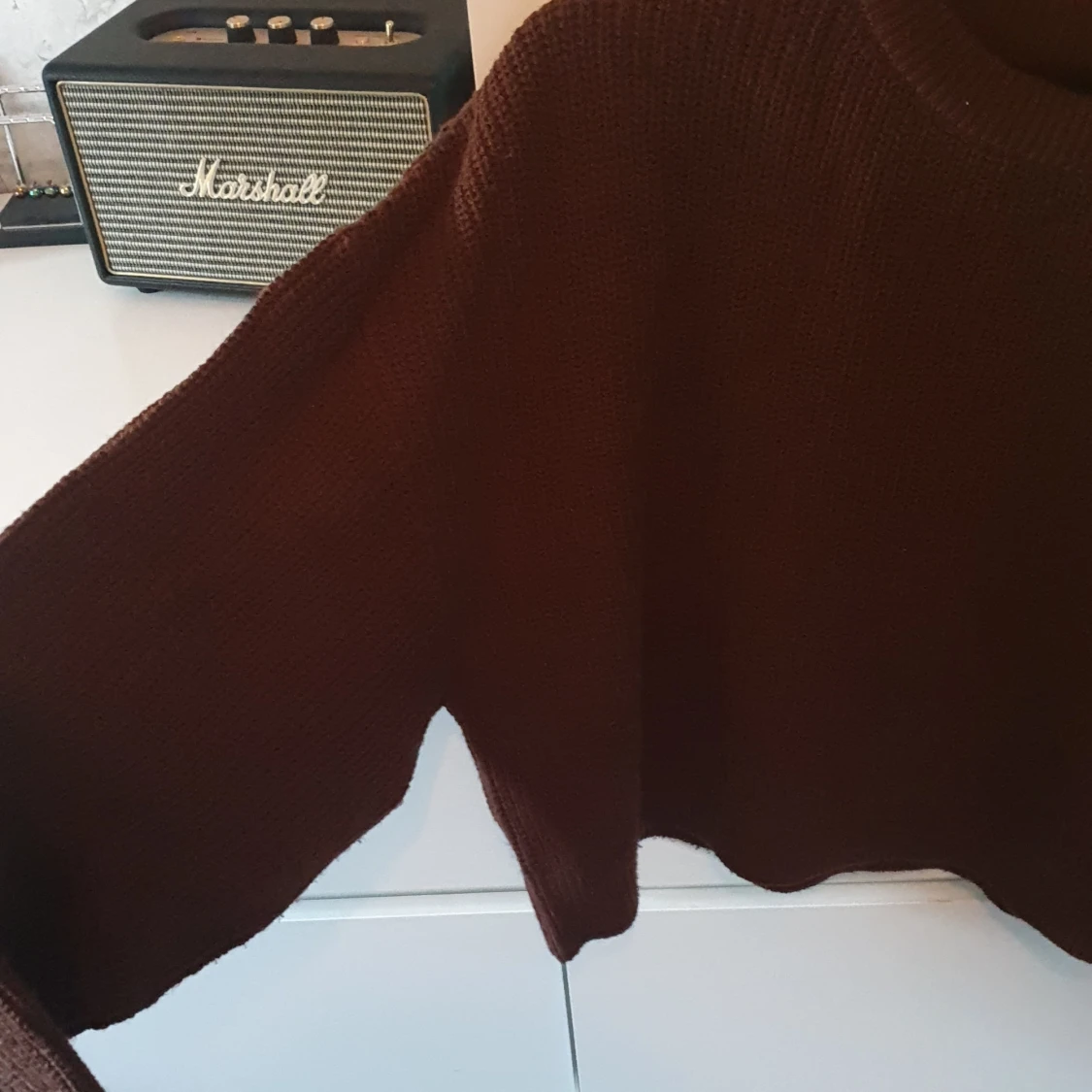 Brun stickad tröja - 90