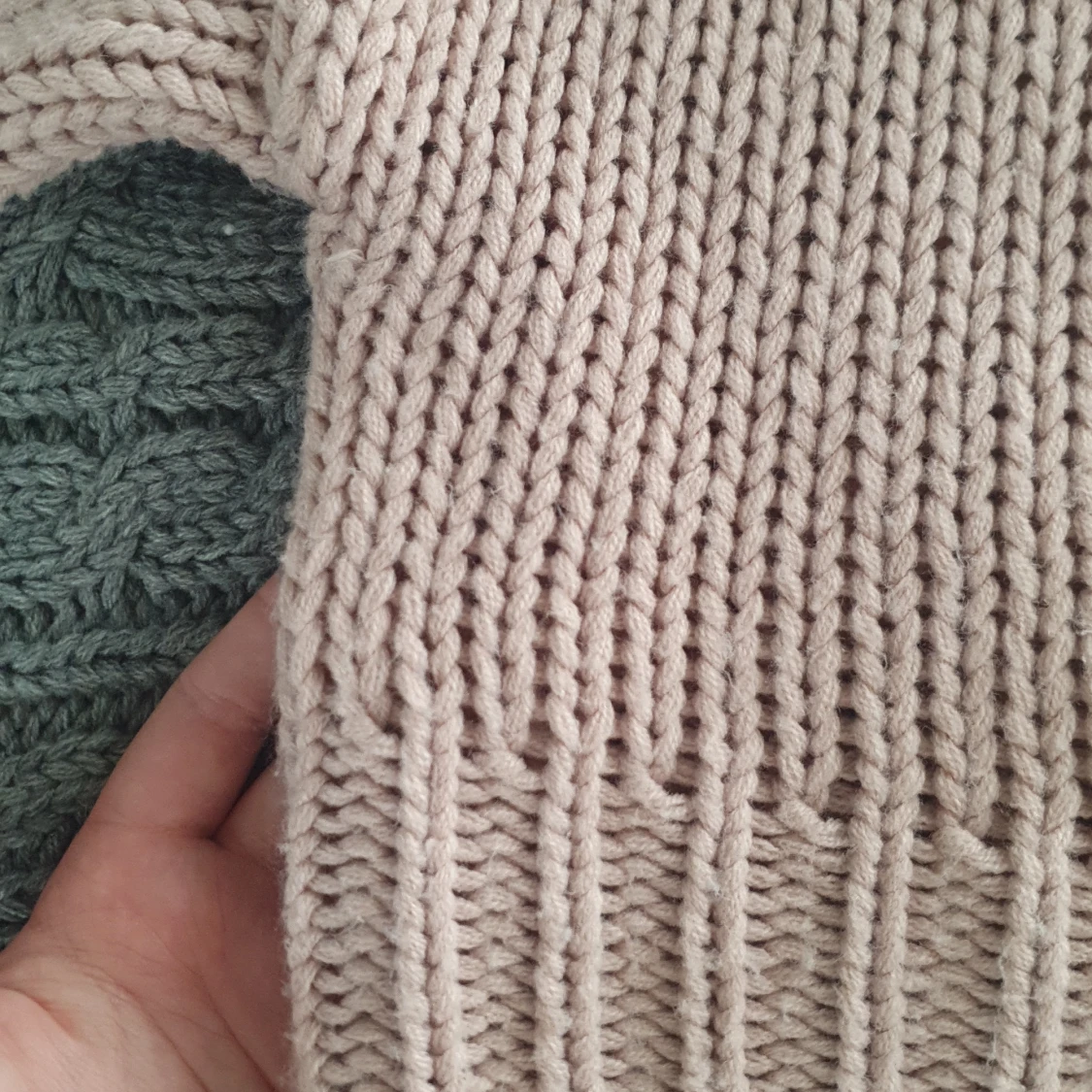 Mysig stickad tröja - 91