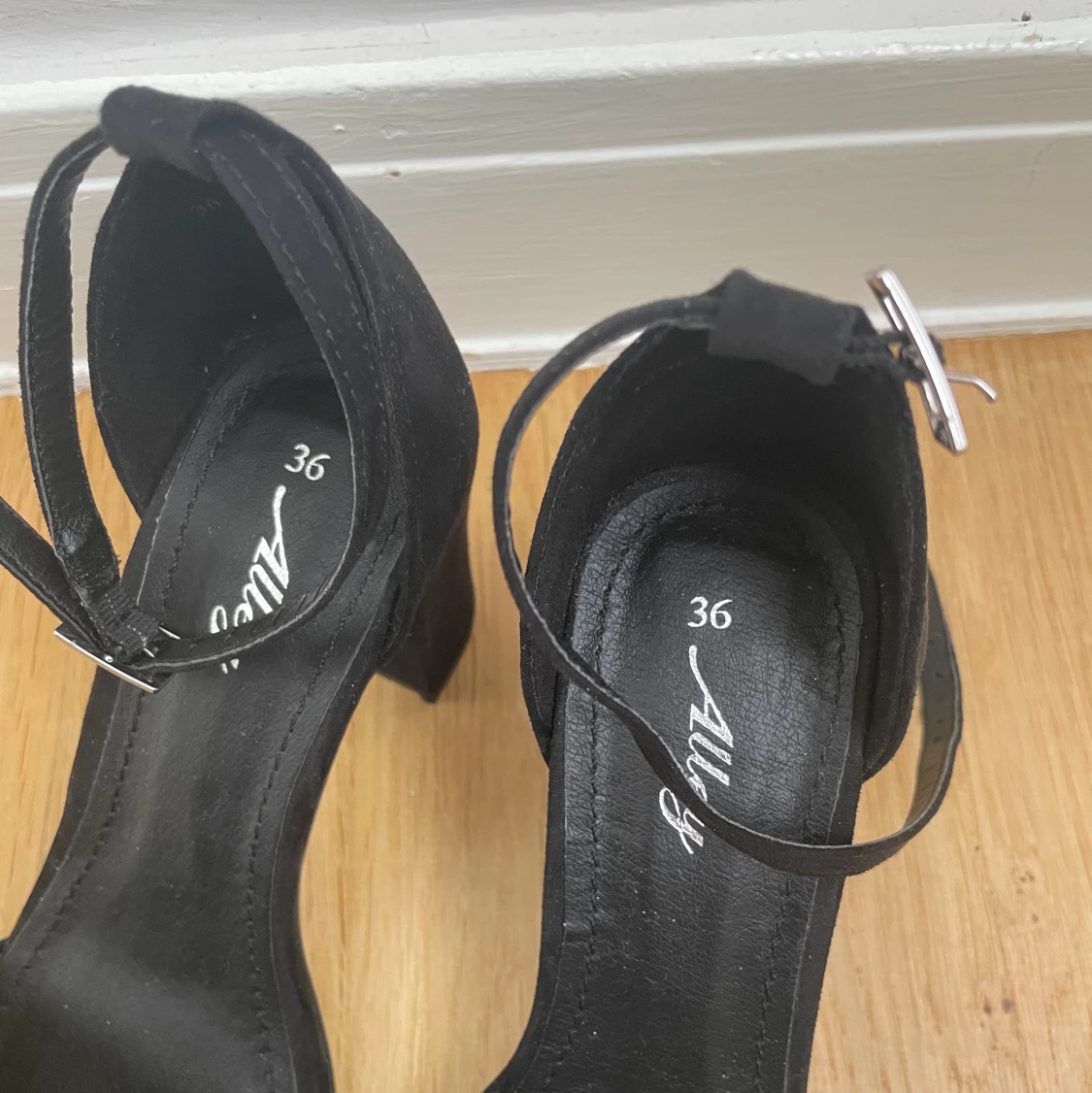 Klackskor, nya  - 91