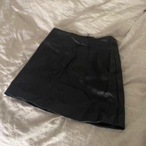 Skinnkjol - Skinnkjol från hm. Nyskick 