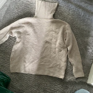 Tjocktröja - Den är från lager 157 storlek s väldigt kön tröja