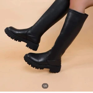 Boots - Stövlar som använts en gång! Superfina ❣️