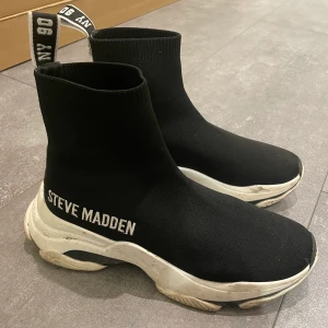 Steve Madden - Steve Madden skor i storlek 37