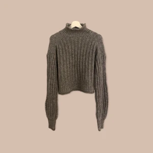 NLY Trend Stickad tröja  - Grå stickad Nelly tröja i stl S. Köparen betalar frakten. 