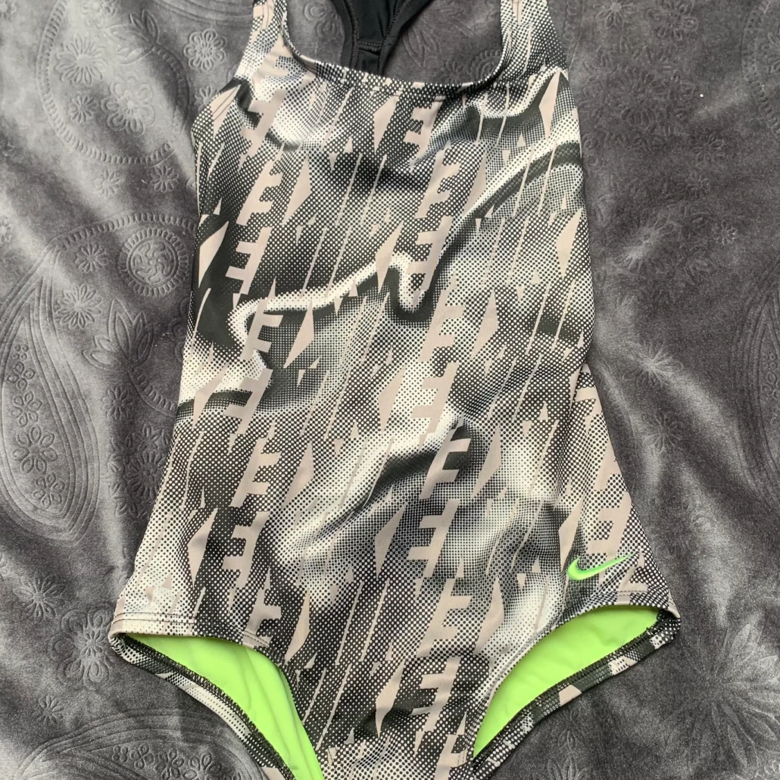 Nike body stl 137/142 - 90