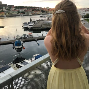 Balklänning - Säljer min balklänning från 2019! Använd en gång. Nypris - 700 kr Köpt från Nelly ✨