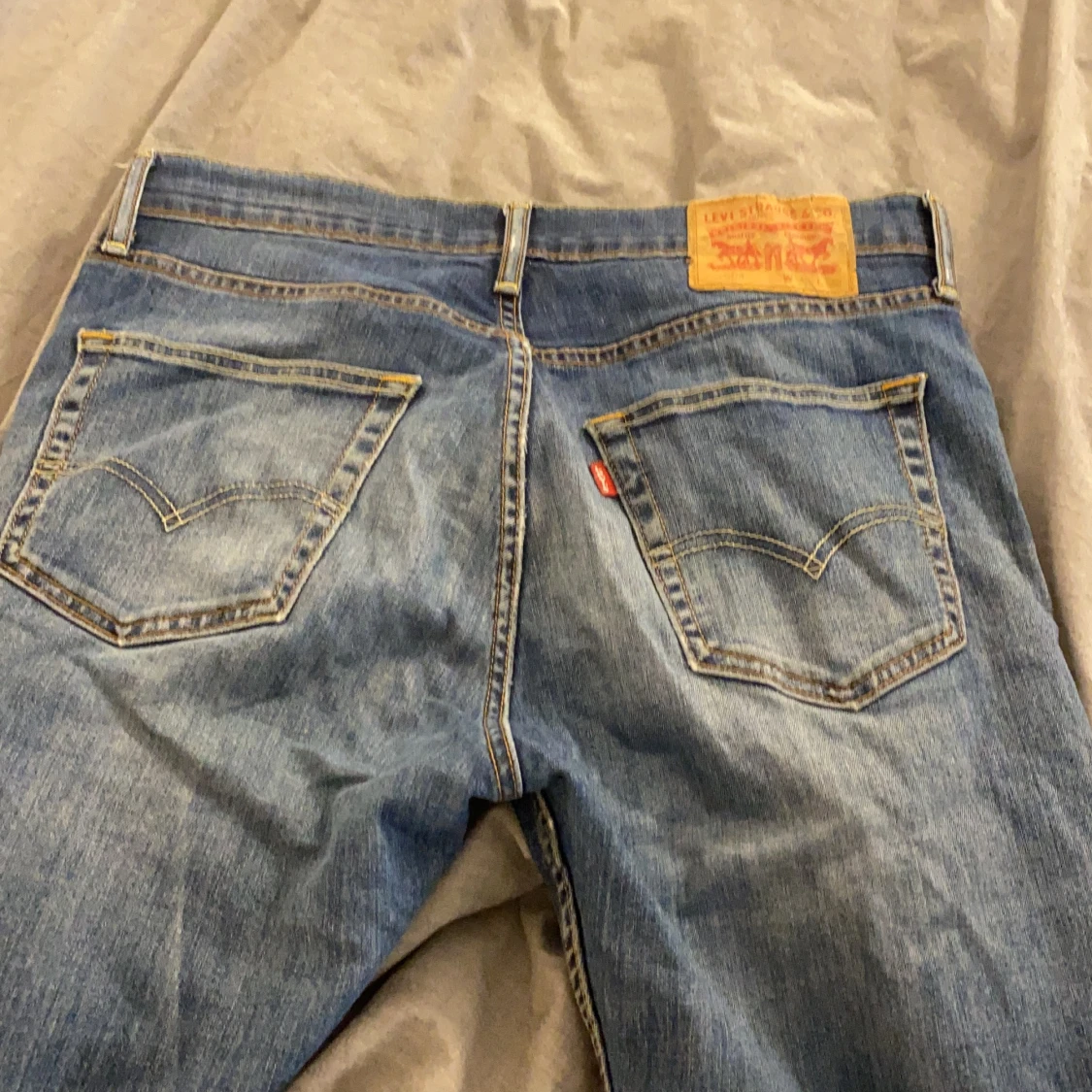 levis jeans - 90