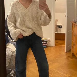 Oversized stickad tröja från mango - Ocersized stickad tröja från mango i storlek xs🍁💕💕