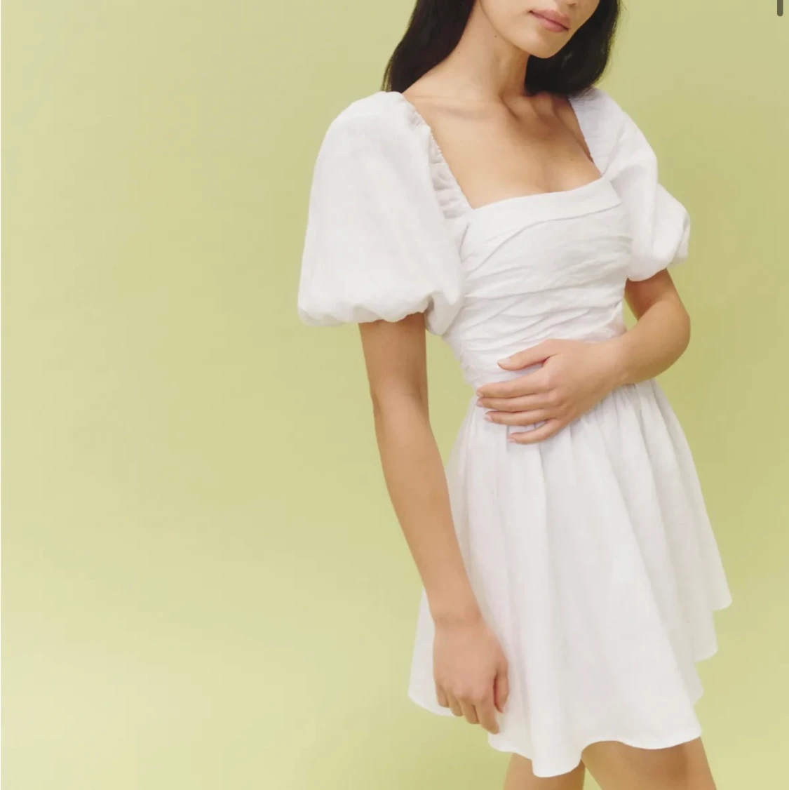 Zula vit linne klänning från reformation