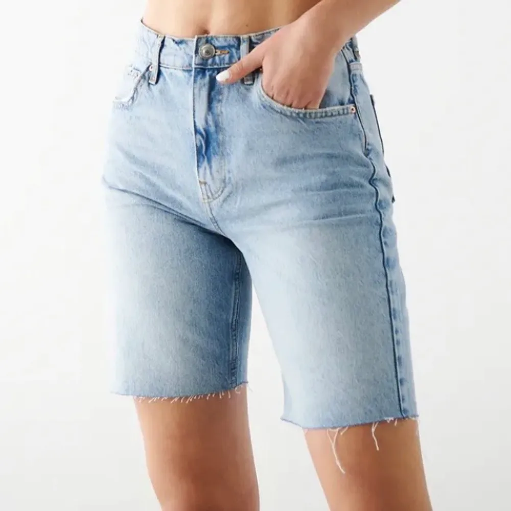 Ett par jätte fina jeans shorts från Gina tricot❤️ . Shorts.