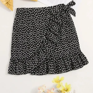 Kjol - Xs oanvänd ❤️