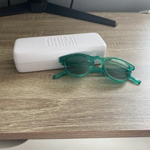 Chimi 03 - Säljer mina skitsnygga solglasögon från chimi då jag köpt ett par andra. Kom med bud!