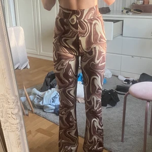 Gina byxor - Säljer mina Gina byxor då ja inte gillar dom längre. 