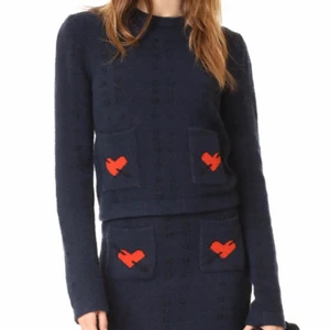 Ganni  - Säljer denna söta stickade ganni tröja. Säljer då jag inte använder den längre. 