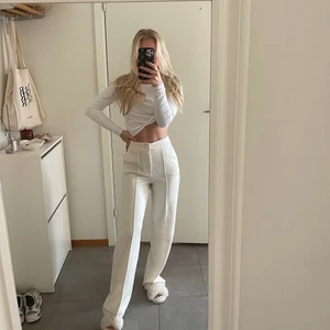 Vita byxor - Vita byxor från strandvirus, som nya