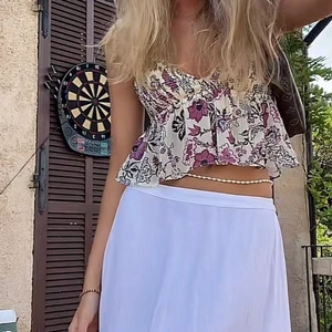 Zara topp - Säljer denna zara toppen i storleken S. Jättefint skick. Skriv privat för bilder 🐚🥥🫧