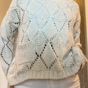 Stickad från Vila - Fin stickad tröja från Vila storlek M. 