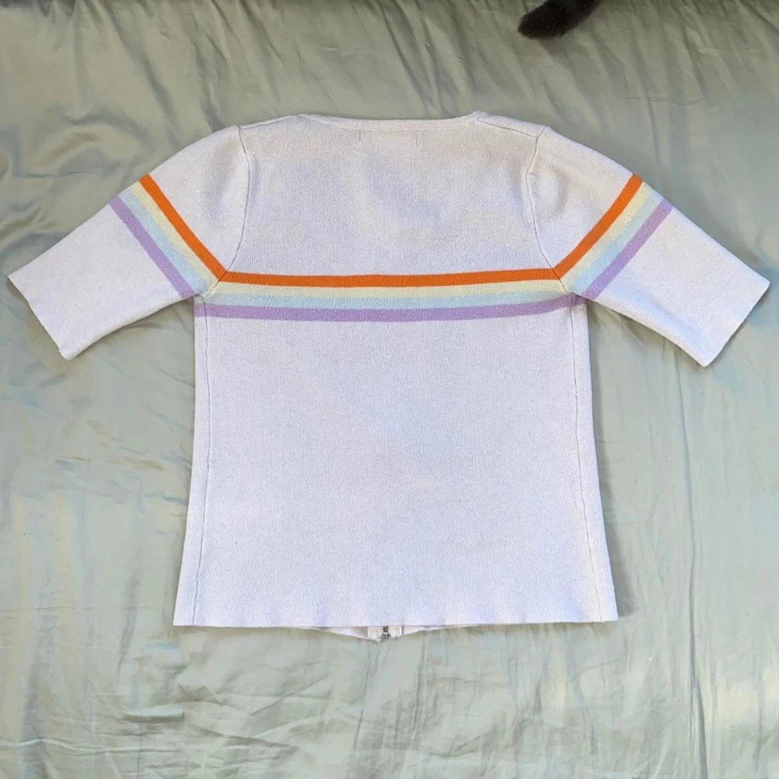 White top with rainbow & zipper S - 90