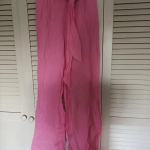 Zara linne-shorts - Från zara nyskick