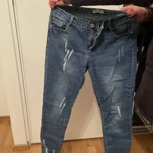 Blåa skinny jeans från only för 50kr