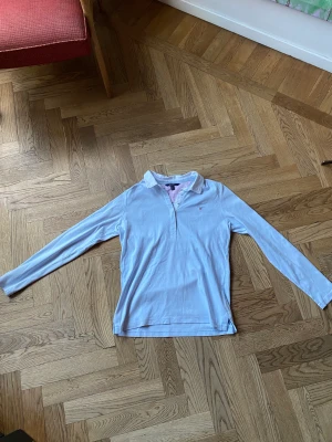 Rugbypiké från Gant - mycket bra kvalitet! - Storlek M/L