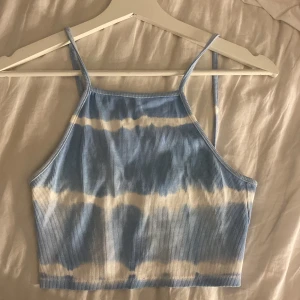 Linne - Gulligt linne som inte kommer till användning längre, fint skick 