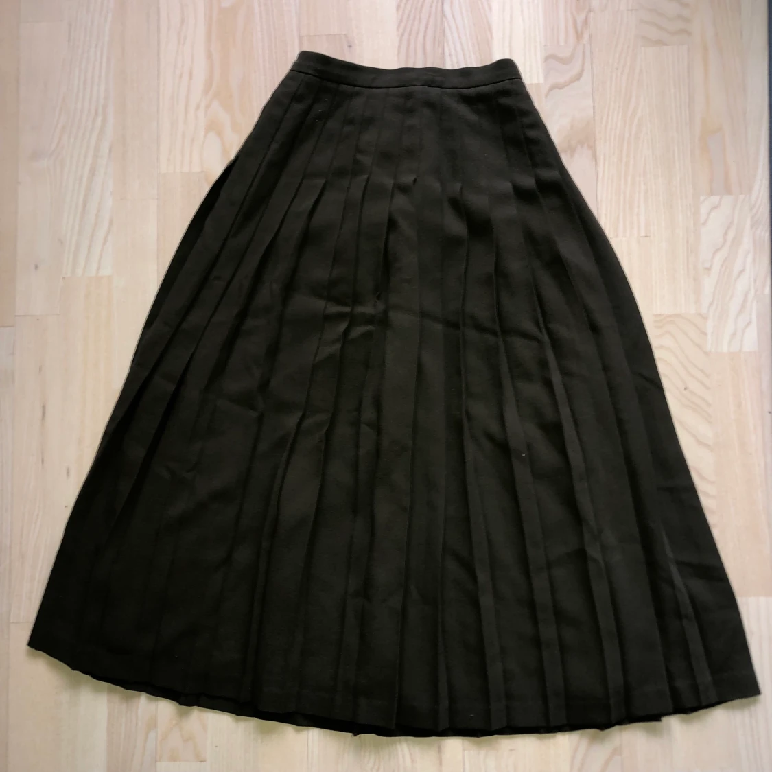 Vacker Khakifärgad Maxikjol - 91