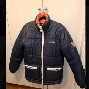 Vintage Svea jacka - Säljer min superfina vintage Svea jacka. Endast anständ några gånger av mig och i väldigt bra och fint skick💖