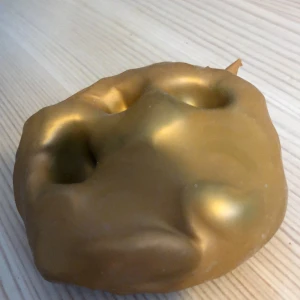  Stressboll  - Hej! Jag här gort en stress bol, den ineholer lera, den är typ den bästa. Så bra asså. Skriv om ni vill köpa 💗