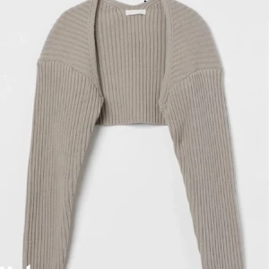 Bolero  - Säljer pga att den inte kommer till användning. Pris kan diskuteras 