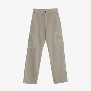 Cargo pants - Knappt använda, köpta från zalando (ord. pris 359kr). Köparen står för frakt 