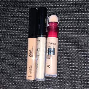 Concealers den längst åt vänster är för 15kr kan sänkas till 10kr om du köper alla tillsammans blir 145kr plus frakt den i mitten för 60 eller 50kr och den längst åt höger är för 50kr jag står inte för postens slarv,