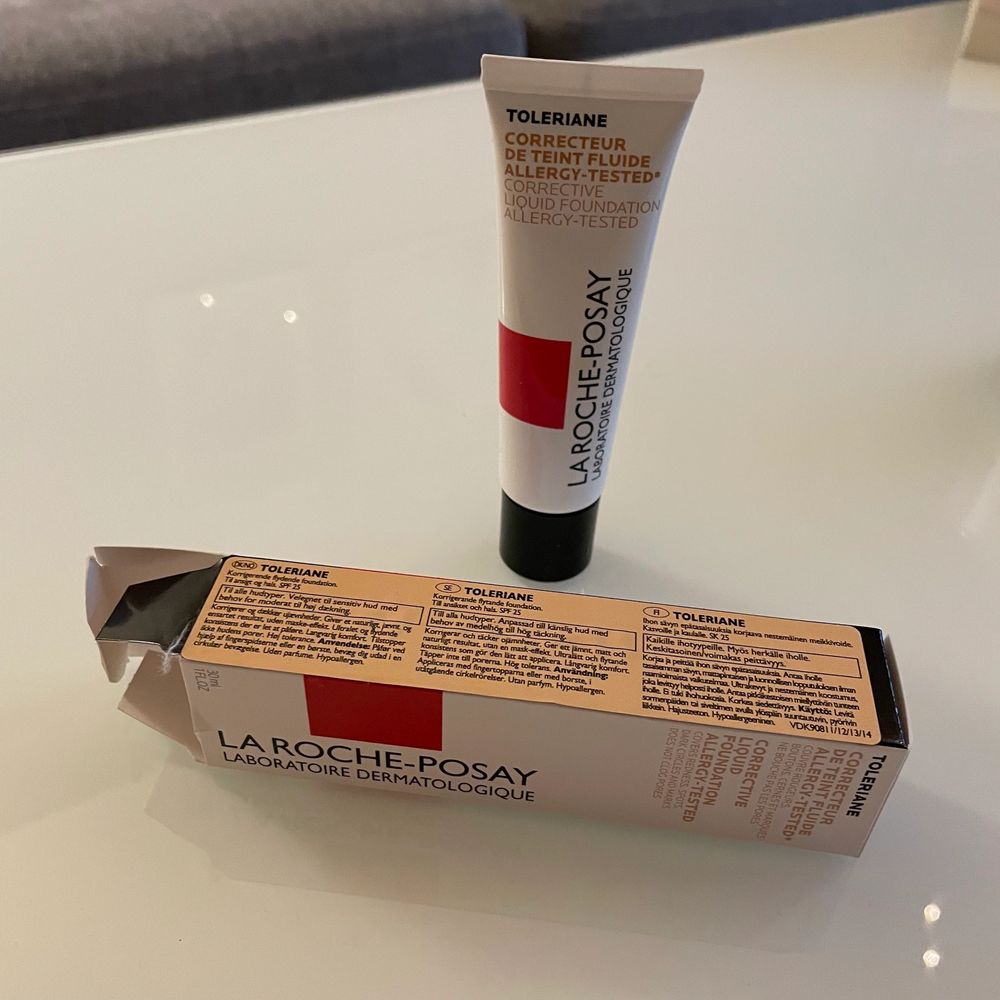 NY! La Roche Posay Toleriane Teint Fluid Foundation No11(light beige) •Aldrig använd, aldrig testad, helt ny foundation •Beställde fel färg. Köpte för 2-3 veckor sedan •Utgångsdatum 11/2023 Pris: 100 kr 🚫Djurfritt och rökfritt hem 📍Kan mötes upp i Mölnlycke centrum 📬Kan skickas mot fraktkostnad . Övrigt.