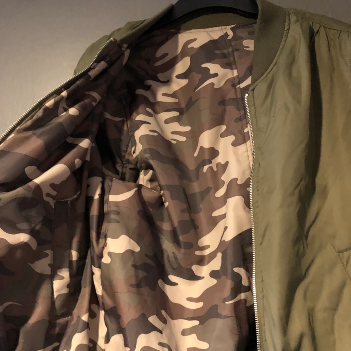 Omvändbar bomber jacka - 90