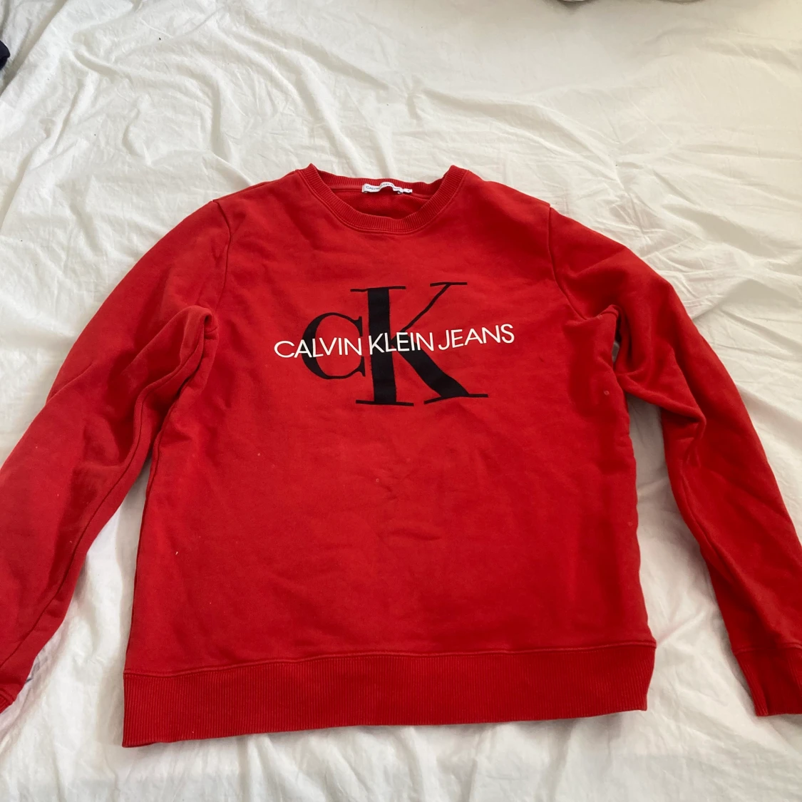 Röd Calvin Klein tröja