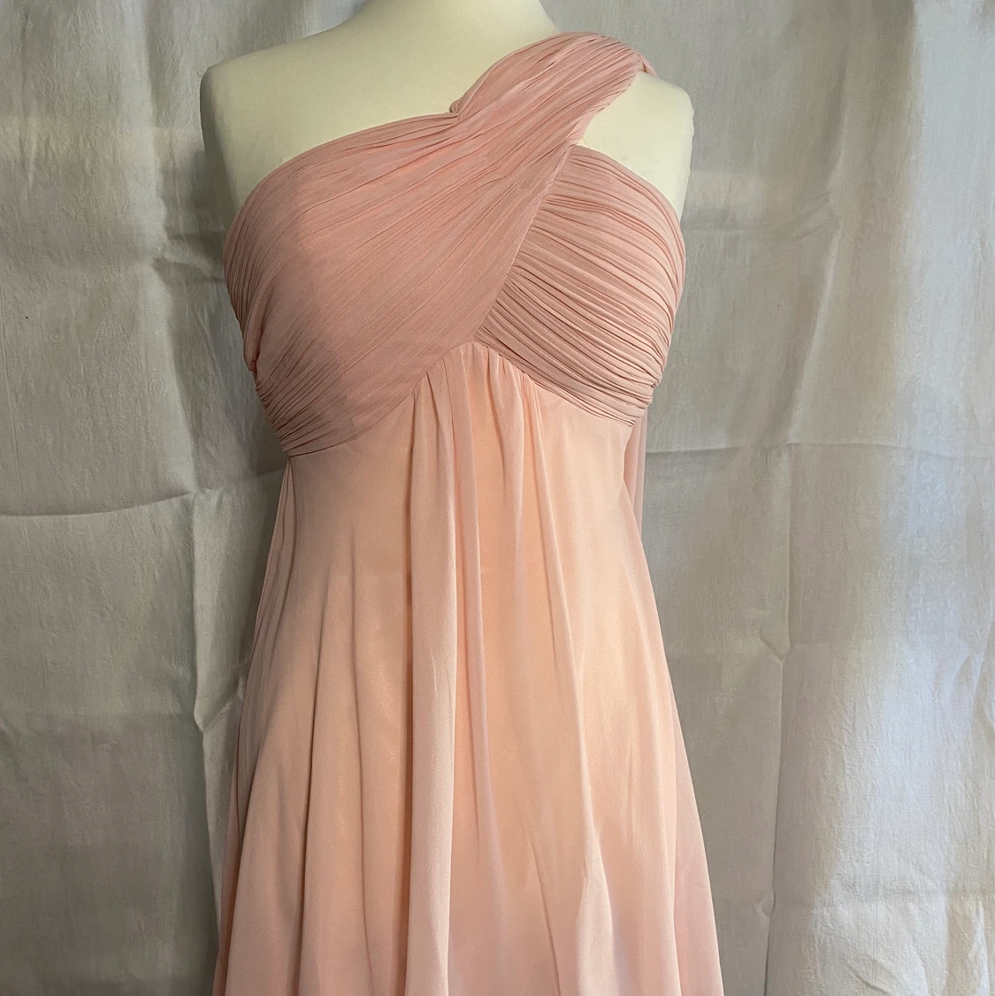 Rosa festklänning stl 36