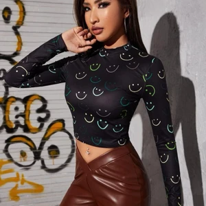 Tröja - Tröja från shein! Endast använd en gång, men inga tecken på användning! 