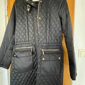 Barbour international - Nästan helt ny jacka från Barbour. 