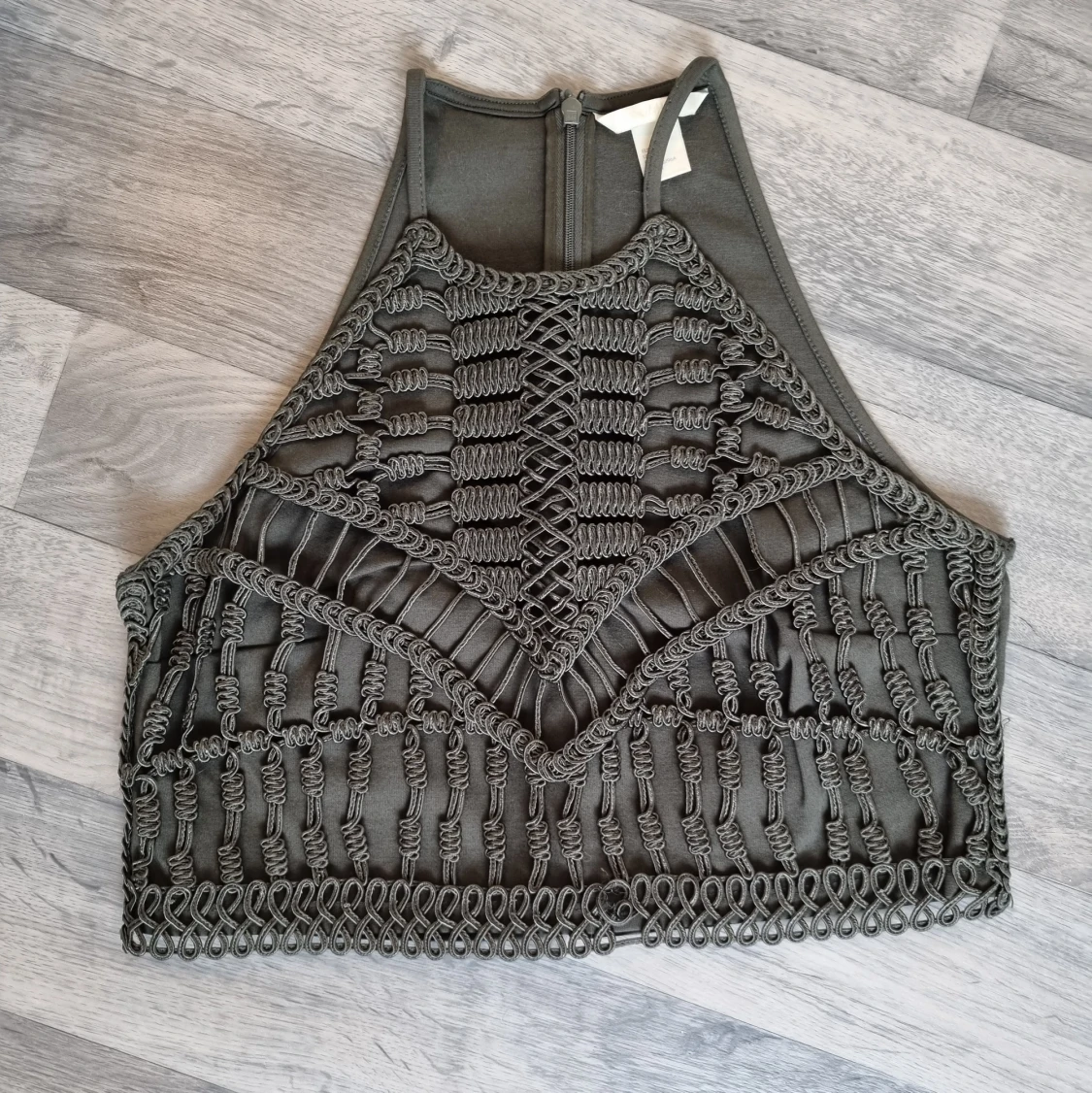 Khakigrön croptop - 90