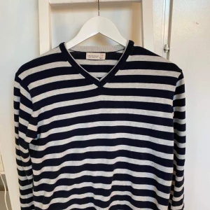 ZARA Tröja märke zara storlek 164  - Fin tröja 