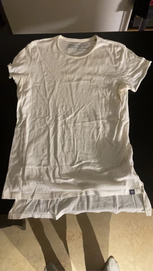 Vit t-shirt från Jack&Jones  - Vit t-shirt från Jack&Jones