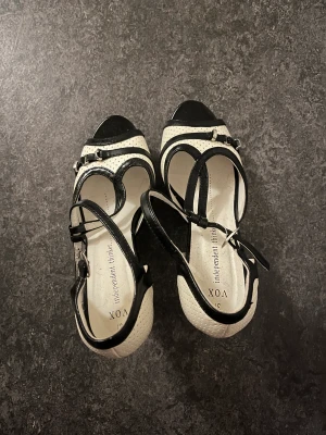 Klack - Jättesnygg och bekväm klack som är i storlek 37