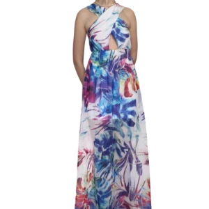 Långklänning - Super fin klänning med kors framtill! Knappt använd i superbra skick💜💜 Går ner till mina fötter (är 180)