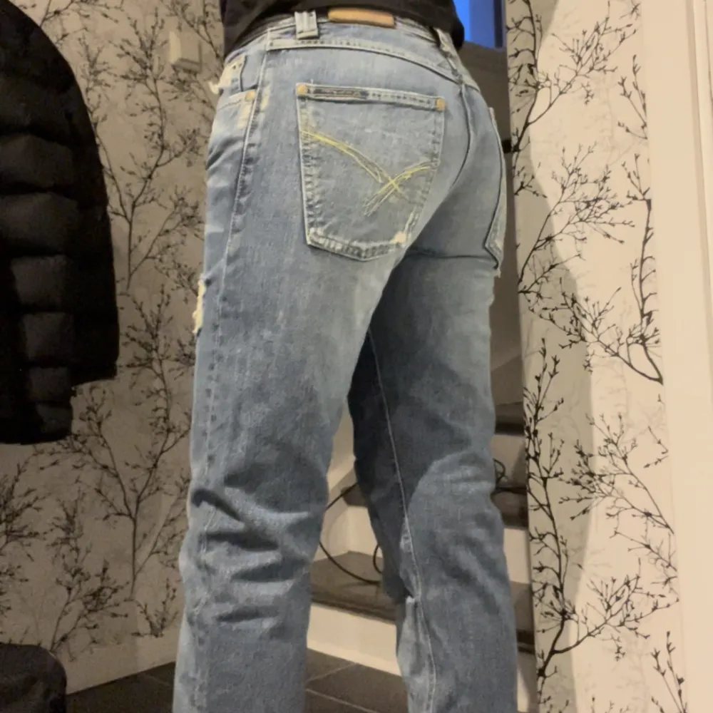 Låga jeans . Jeans & Byxor.