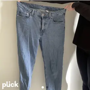 Säljer dessa snygga arrow liknande jeans pga garderob rensning 