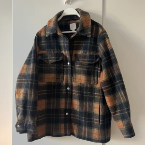 Rutig filtjacka - Strl L, nyskick